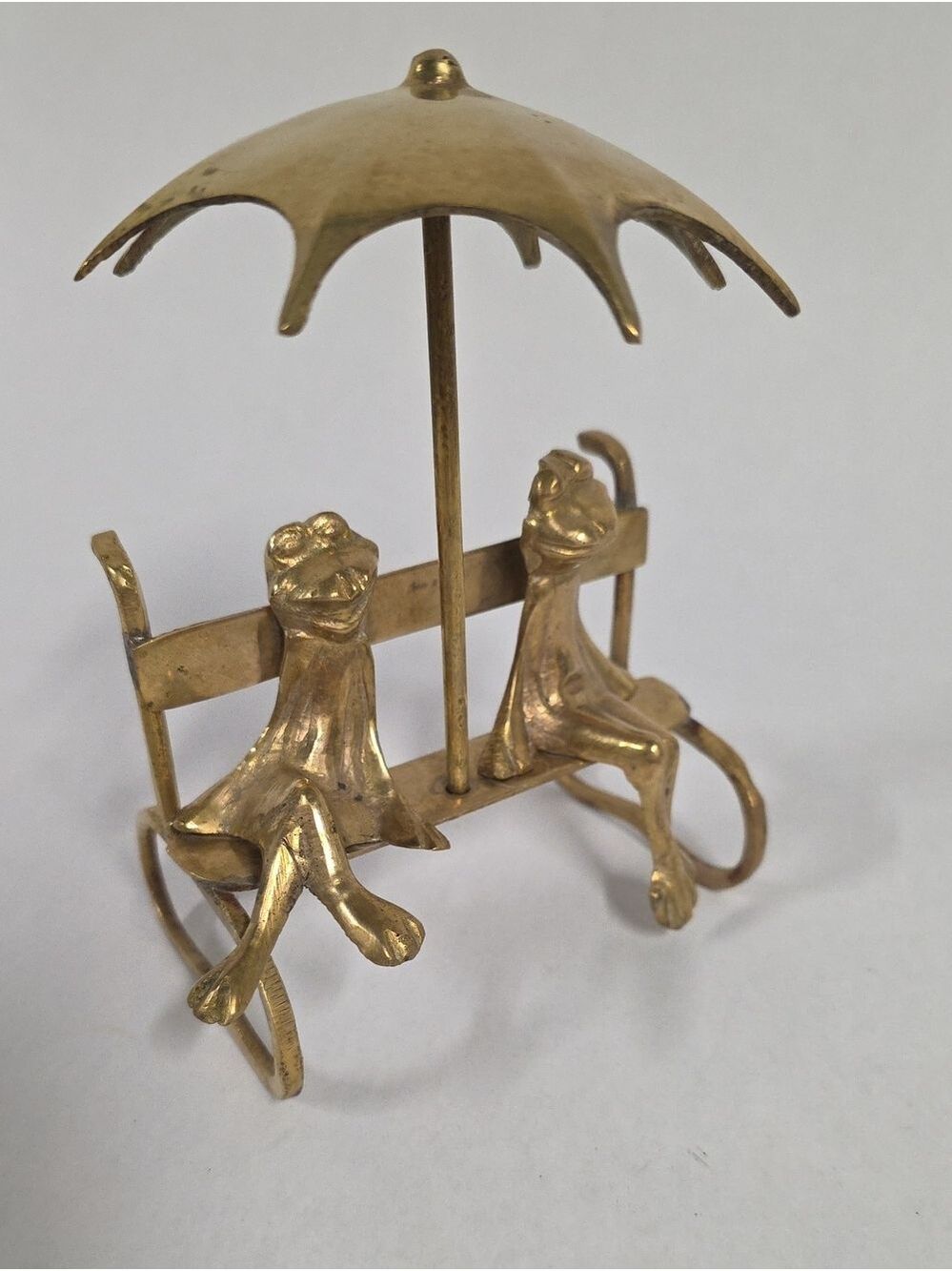Vintage Brass Frogs on Bench Under Umbrella Figurine Whimsical Decor - Picture 2 of 10